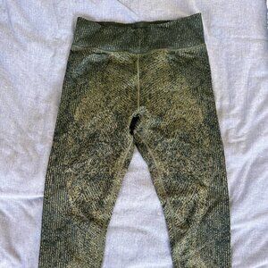 Lululemon leggings